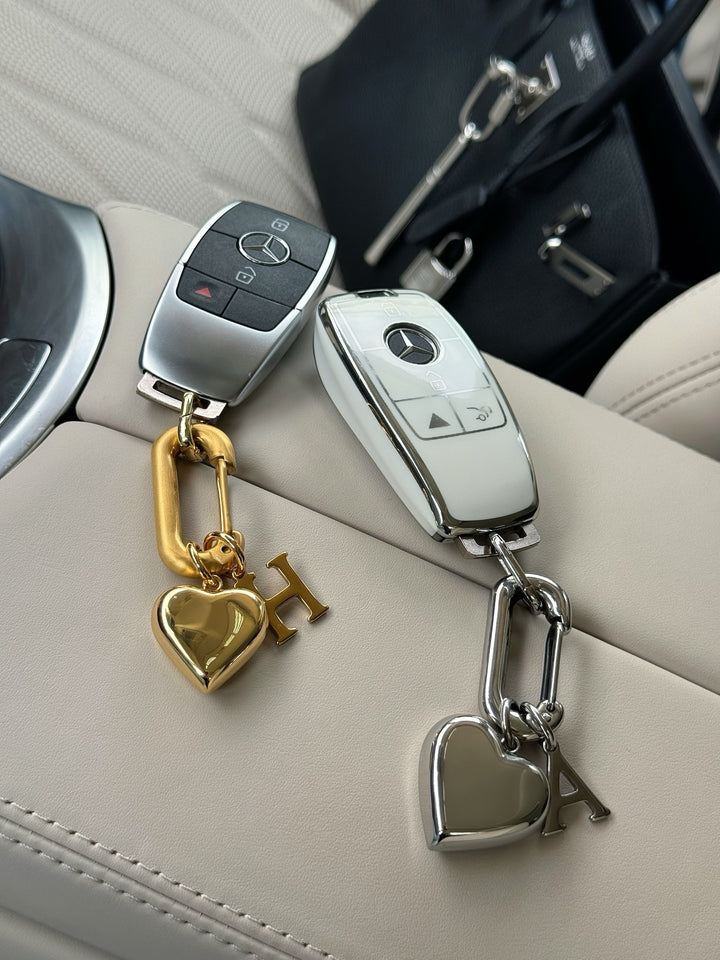 METALLIC LOVE HARDWARE KEYCHAIN