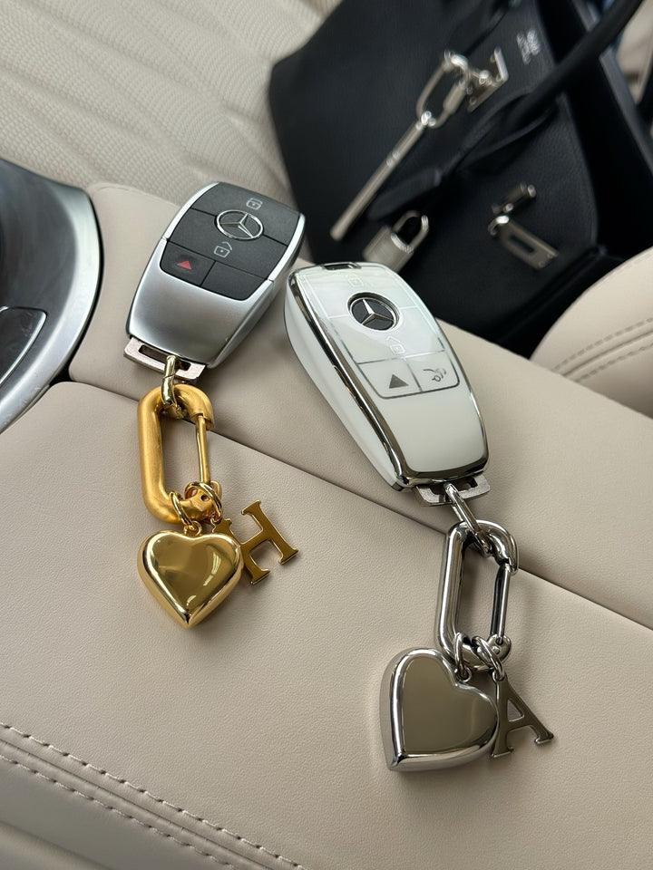 METALLIC LOVE HARDWARE KEYCHAIN