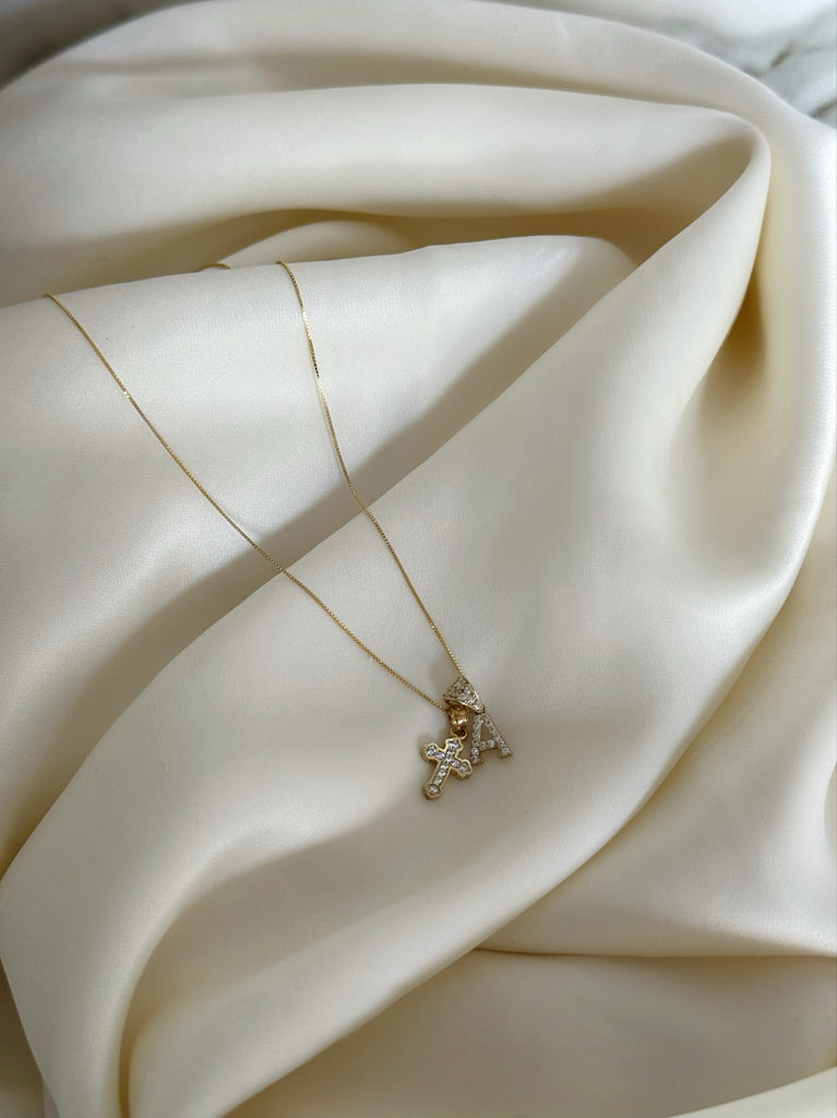 10K MICRO CATHEDRAL CROSS