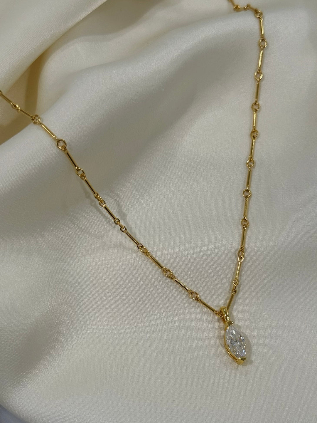 BON CHIC (MOISSANITE & 14K GOLD FILLED)