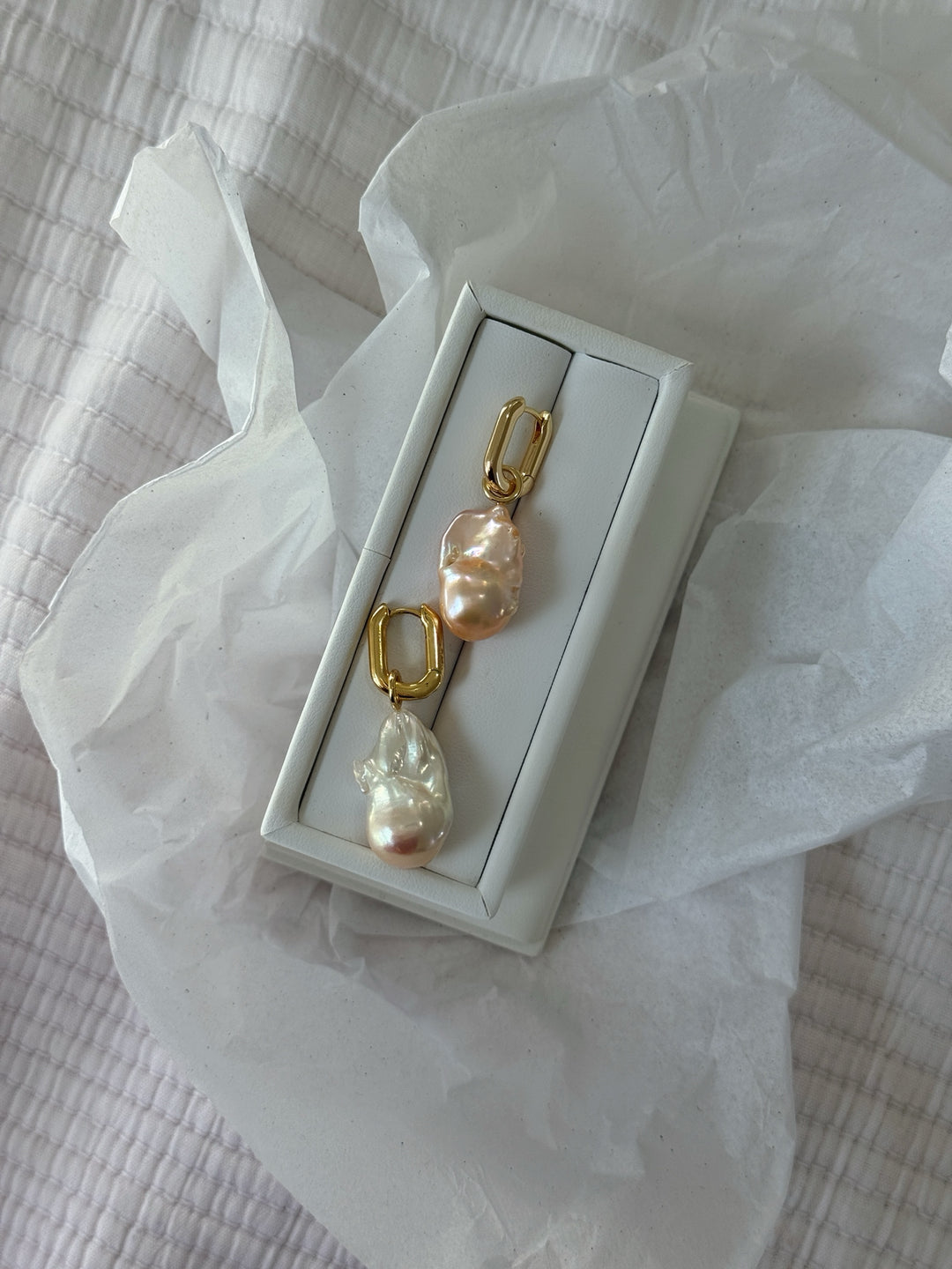 PÊCHE PEARL EARRINGS