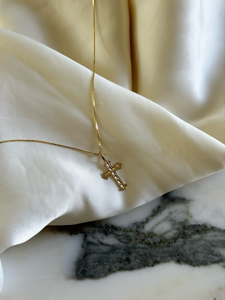 14K REFLECTION CROSS