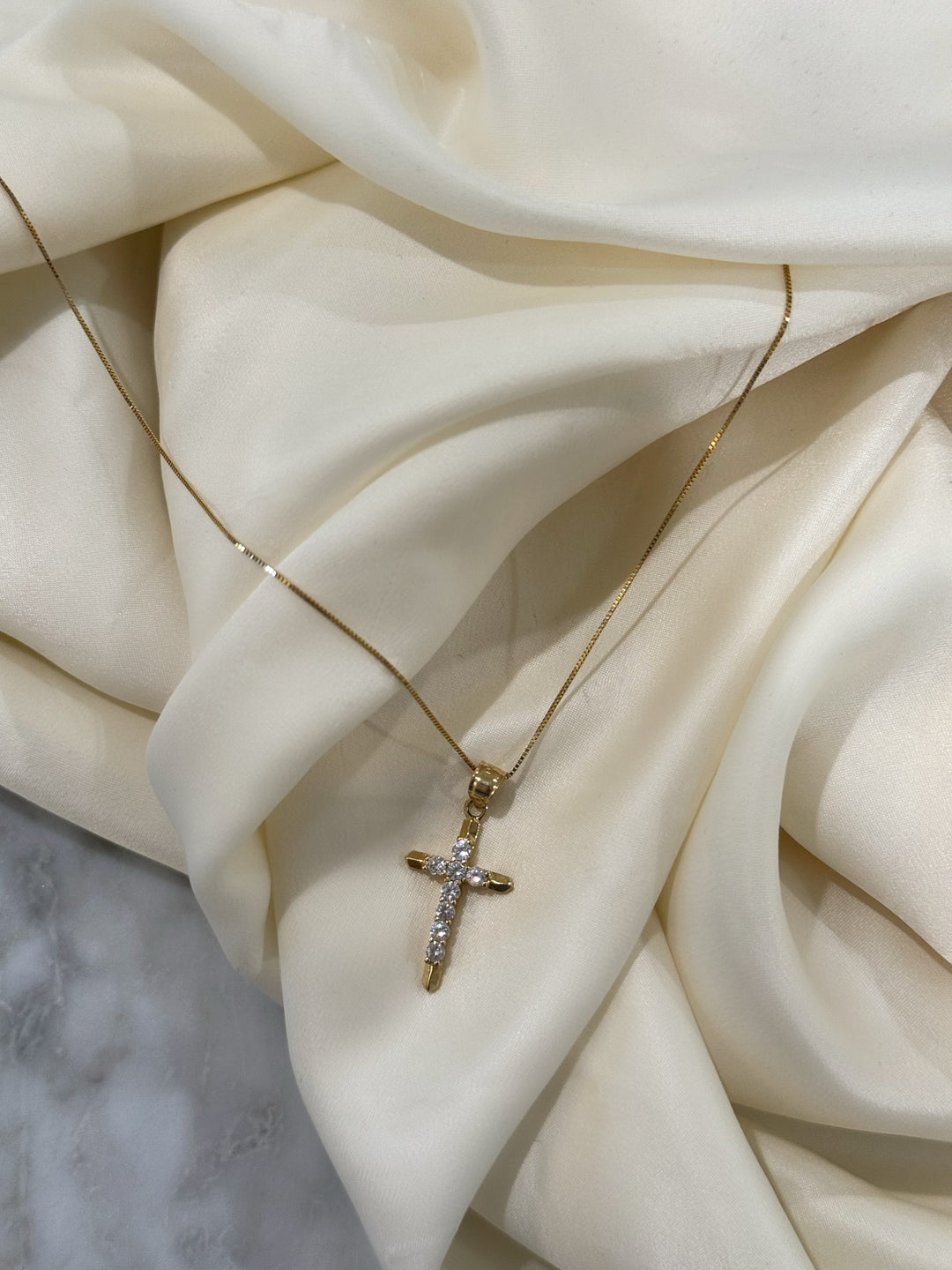 14K ETHEREAL CROSS (VINTAGE)