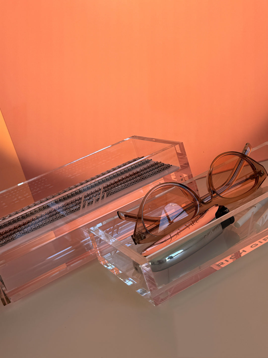 THE GALERIE TRAY (FREE GIFT!)