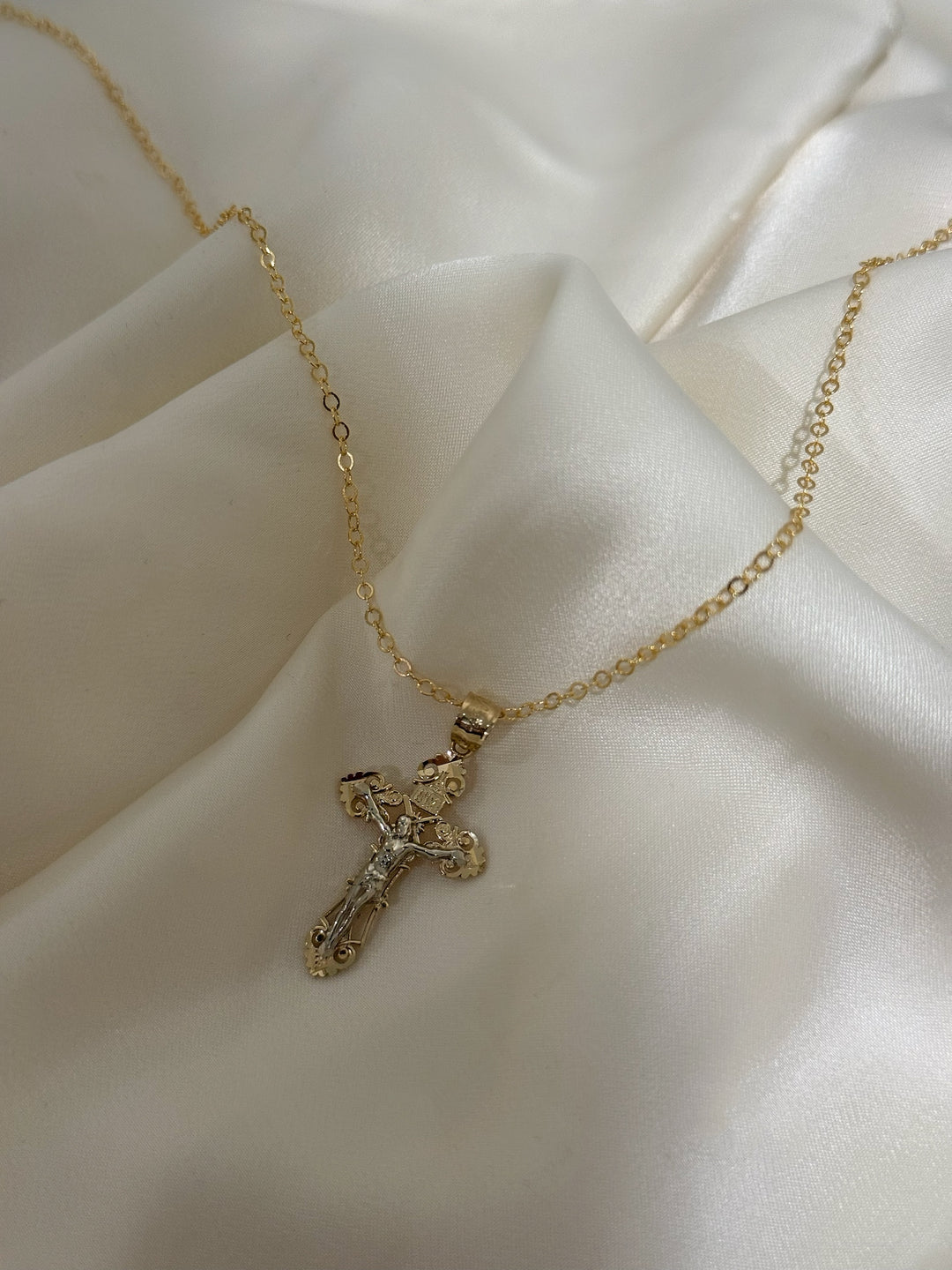 14K ICONIC GLORY CROSS
