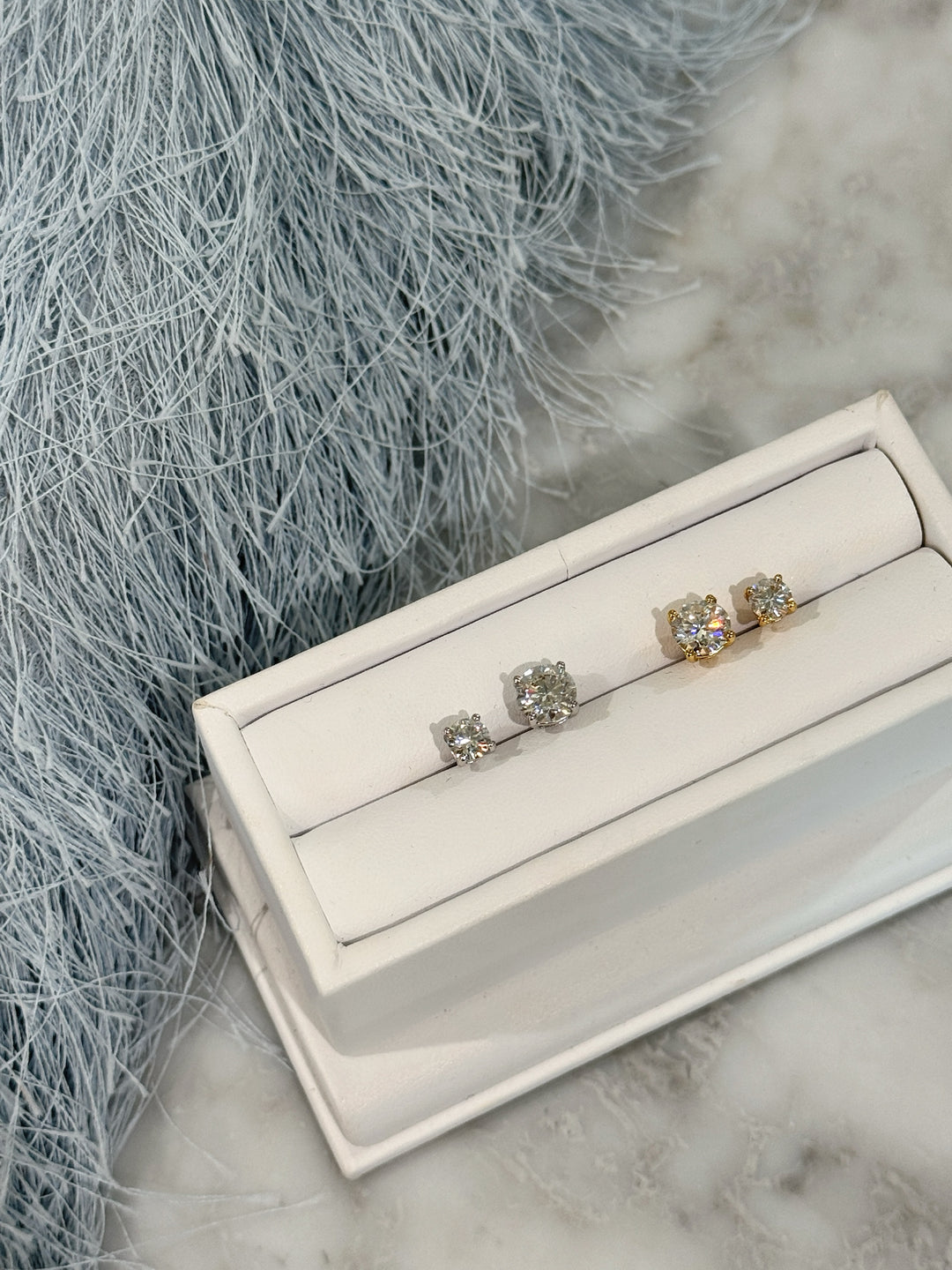 LUXE DREAM STUDS (925 MOISSANITE)