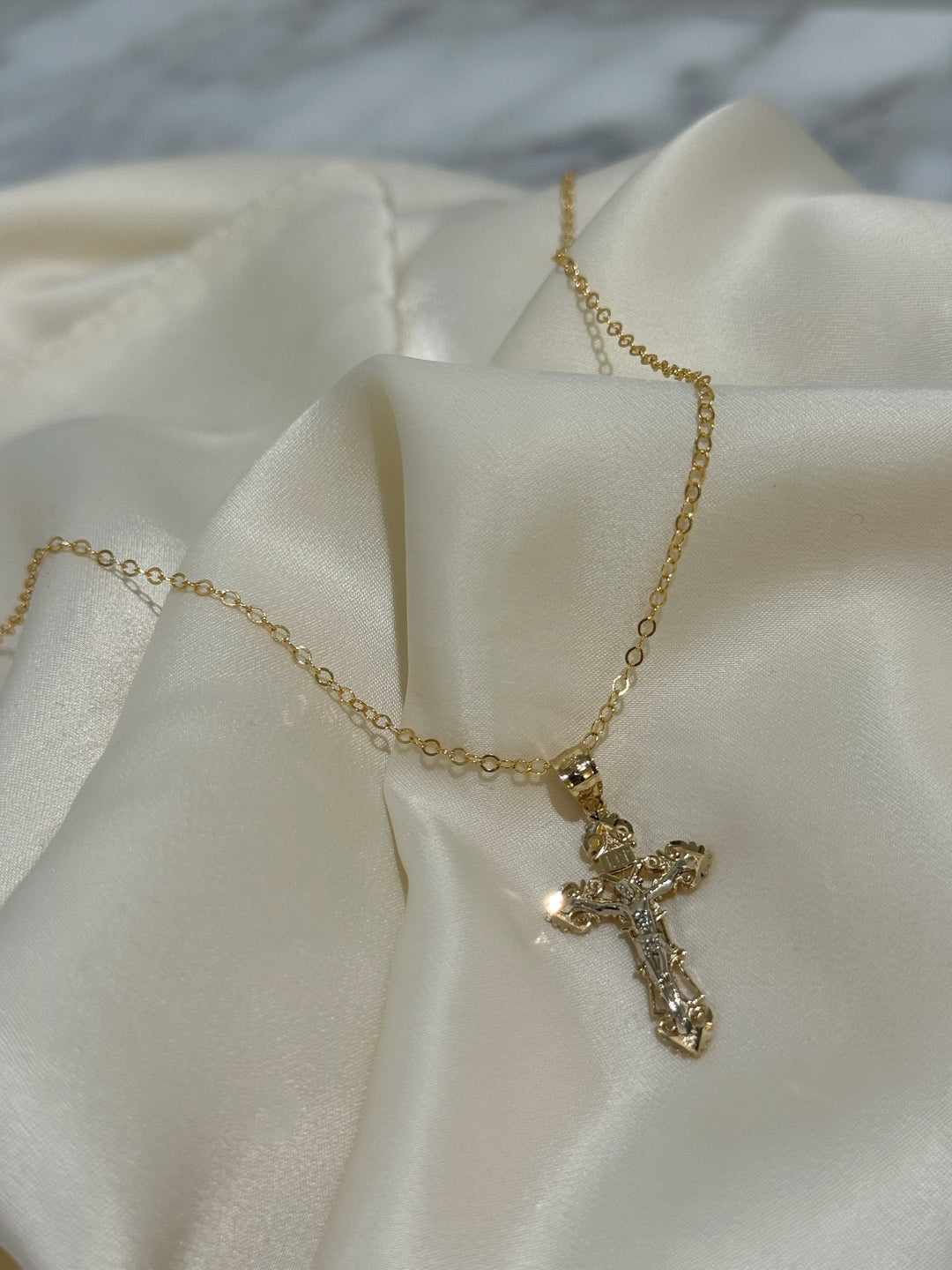 14K ICONIC GLORY CROSS
