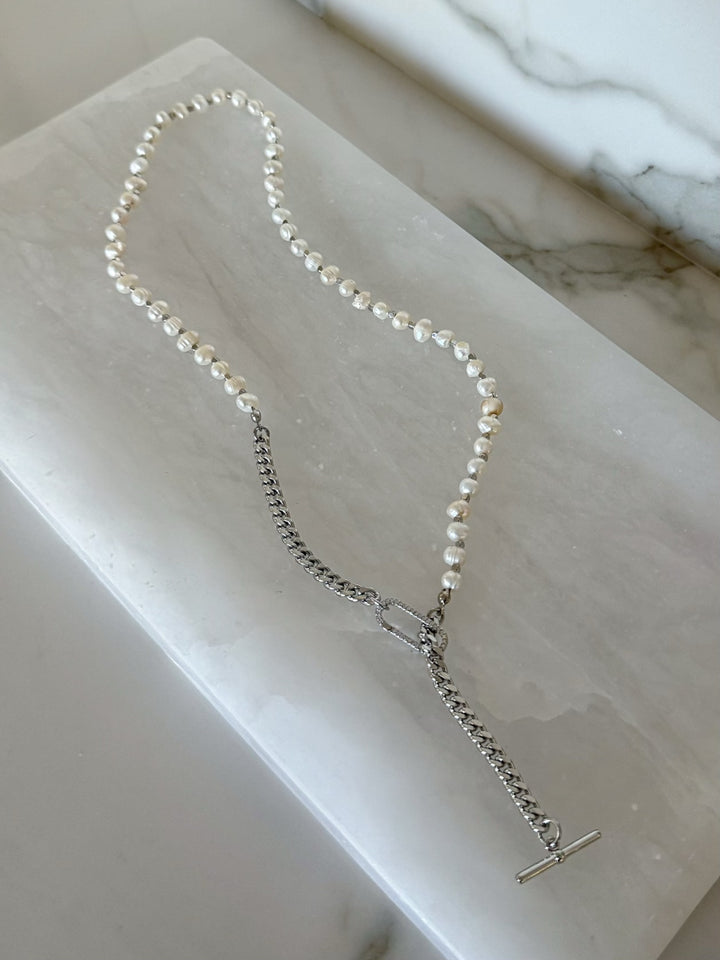 DISCO PEARL LARIAT