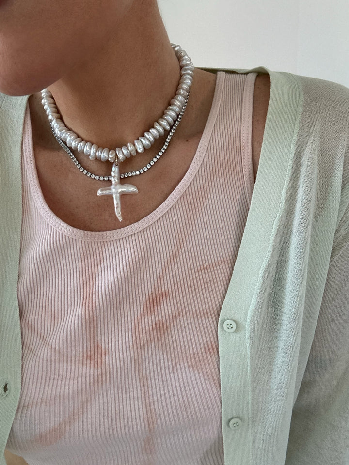 MOONLIT SEA NECKLACE