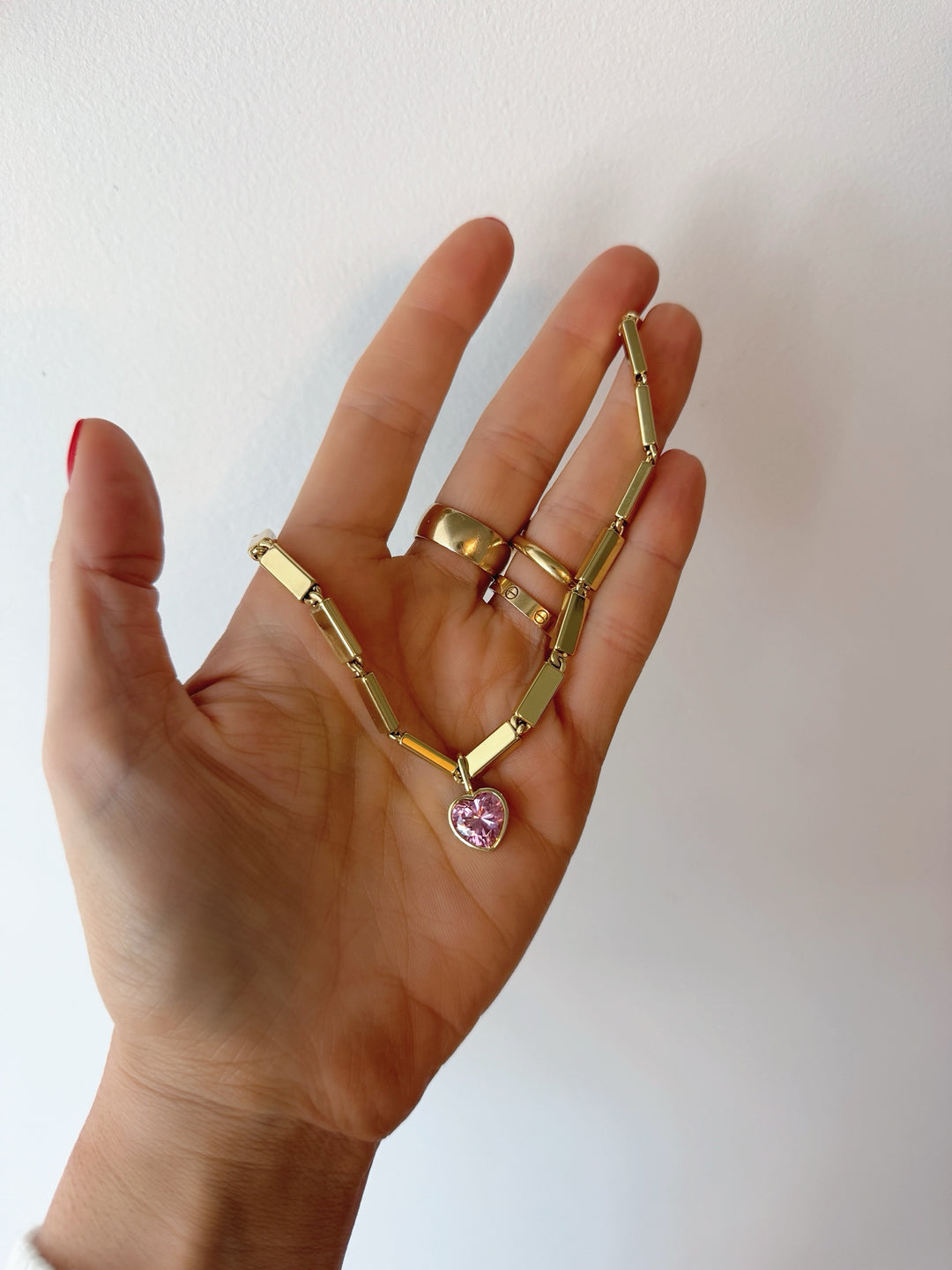 ROSE ÉCLAT NECKLACE