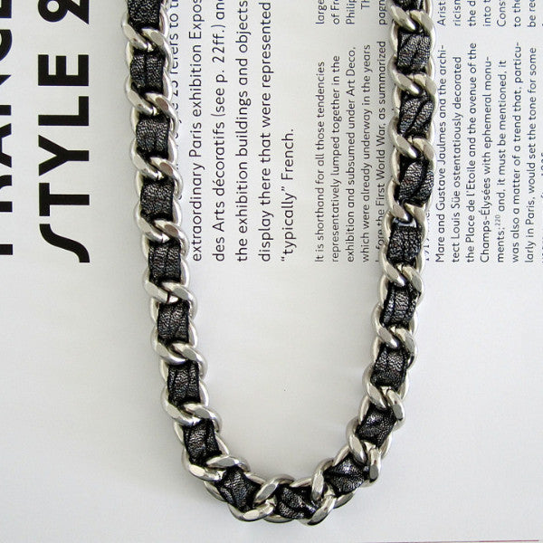 METALLIC COCO NECKLACE