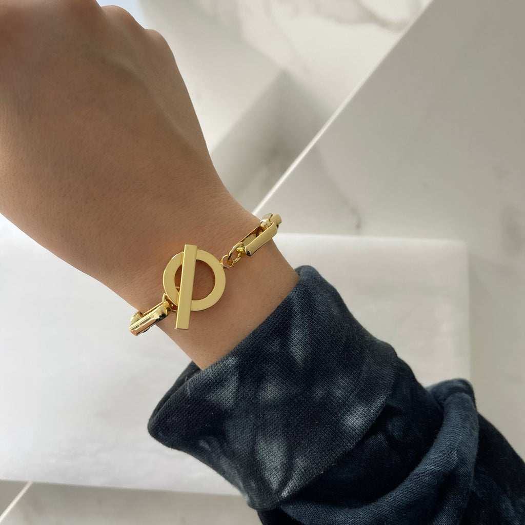 Louis Vuitton LV & Me Bracelet, Letter H Gold Metal